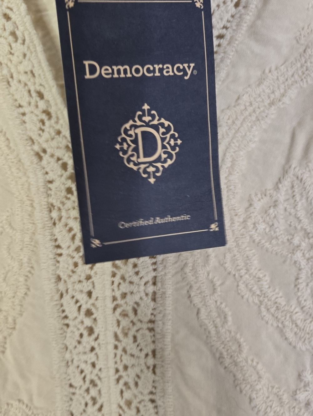 DEMOCRACY Women Size XS Neutral Cream Crochet  S/Sl, Peasant Top  NWT - Picture 4 of 10